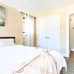 Guest Suit With Hot Tub